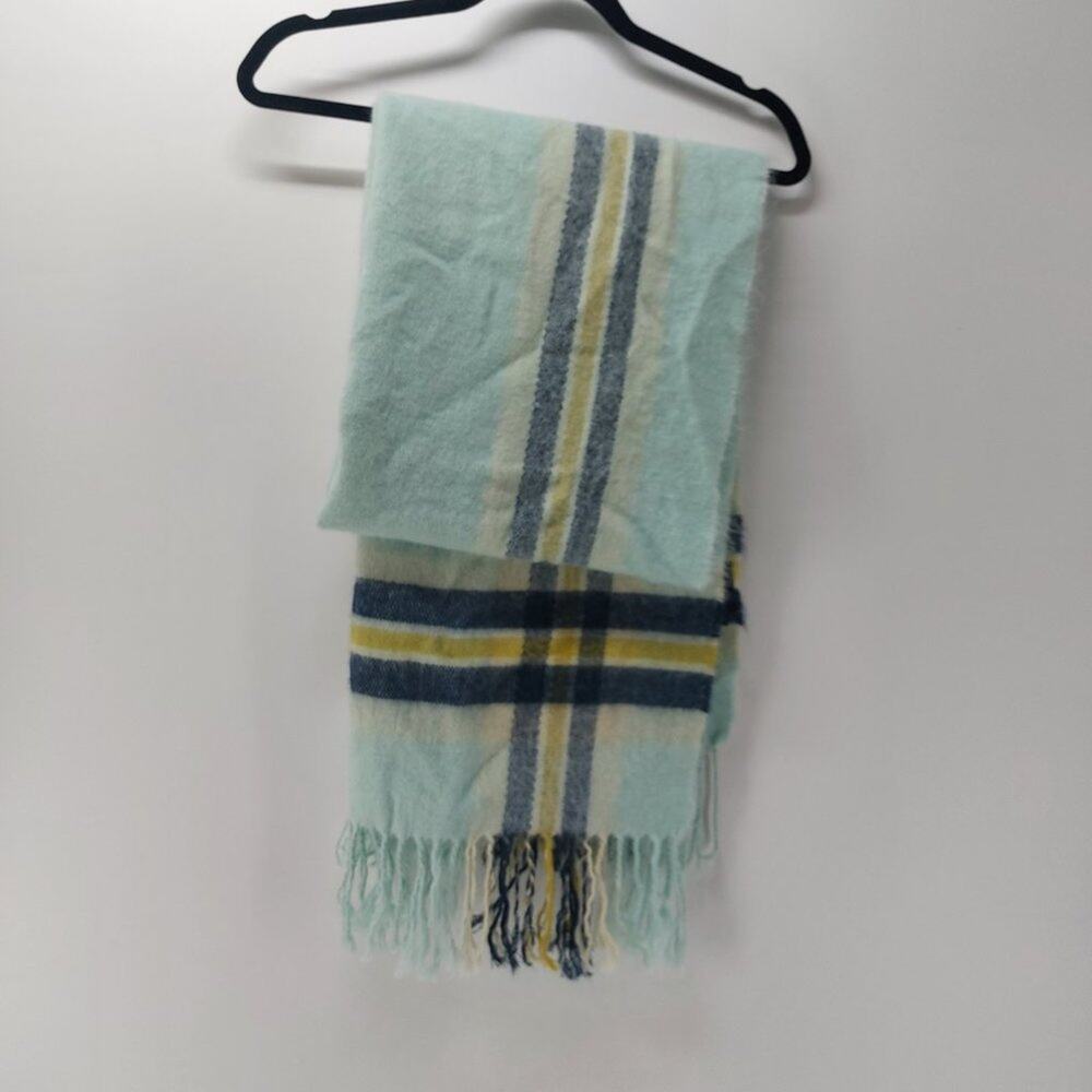 Steve Madden Fuzzy Scarf with Tassels Blue Navy Blue Aqua Yellow - Picture 10 of 10